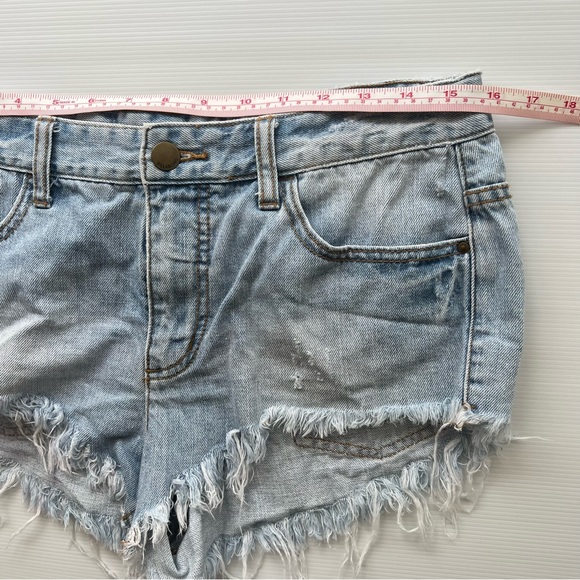 Billabong Denim Jean Shorts Blue Frayed Bonita Mid Rise Beach Size 28 AU 10 - Picture 10 of 12